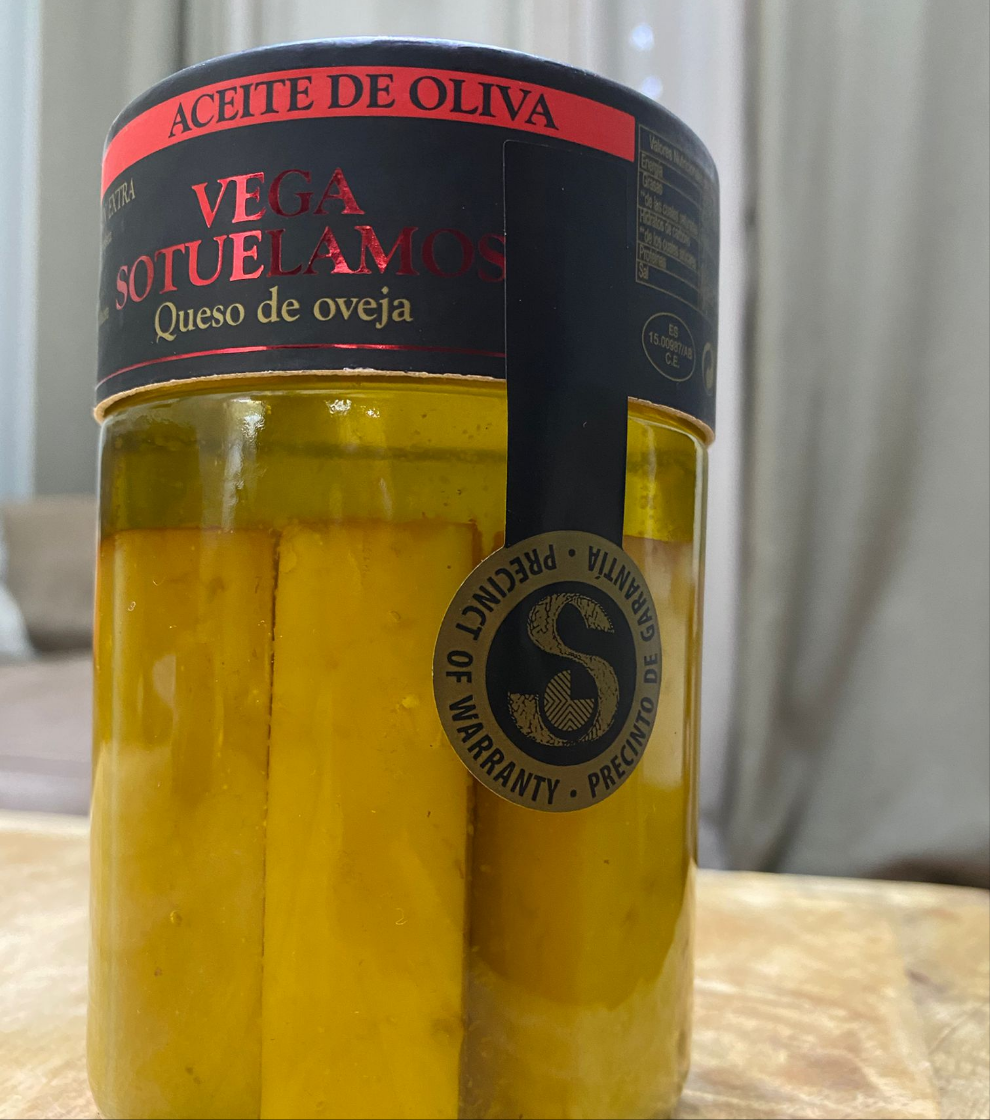 Queso Manchego de Oveja curado en AOVE  VEGA SOTUELAMOS 400g
